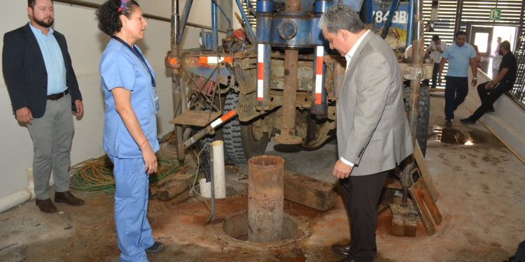 Las tuberías de agua del hospital San Juan de Dios no reciben mantenimiento desde 1983.