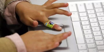 Estudio revela número de casos de abuso infantil por internet. / Foto: Euronews