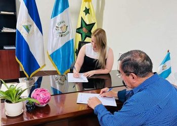El Progreso firma más de 30 convenios para ejecutar proyectos de desarrollo