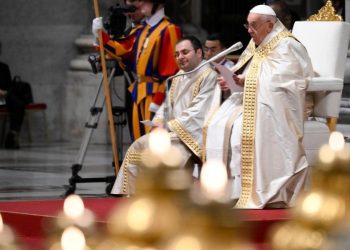 Francisco anuncia el Año Jubilar 2025. / Foto: Vatican Media.