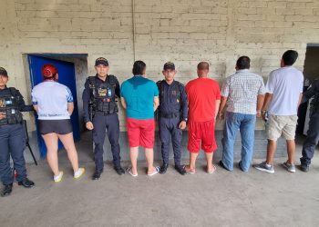 La PNC capturó a cinco extranjeros.