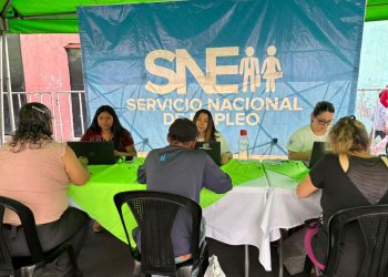 Más de 500 plazas de trabajo se ofrecen este día en la zona 7 capitalina. /Foto: Mintrab