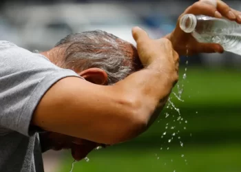Cuerpo de Bomberos Voluntarios recomienda no exponerse al sol y evitar golpe de calor