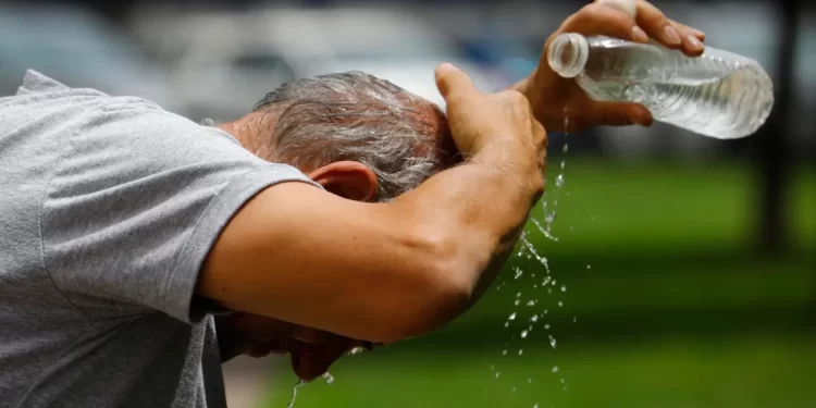 Cuerpo de Bomberos Voluntarios recomienda no exponerse al sol y evitar golpe de calor