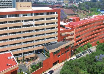 Intecap cumple 52 años formando profesionales