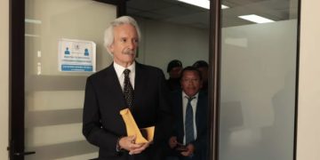 El periodista José Rubén Zamora agradece Premio Gabo 2024.