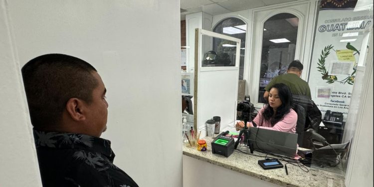 Jornada de sábado consular en Los Ángeles, California.