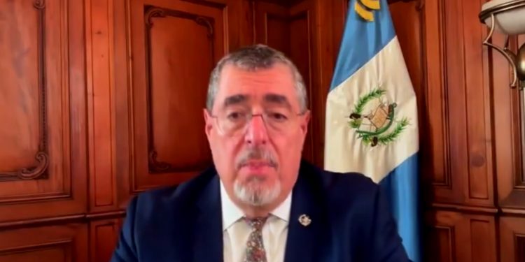 El presidente Bernardo Arévalo manifestó sus condolencias a la familia de Sebastián "Farruko" Pop, luego de que se confirmó que su cuerpo fue localizado en una vivienda de la colonia El Limón, zona 18.