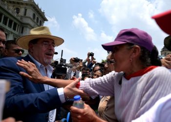 Gobierno y trabajadores, un frente unido por el cambio
