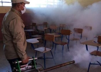 El Ministerio de Salud mantiene medidas de prevención del dengue.