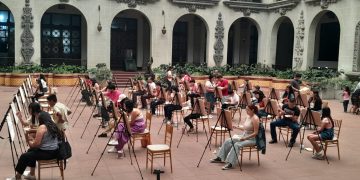 Participa en los talleres de arte en el Palacio Nacional de la Cultura