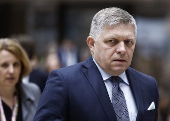 Primer ministro eslovaco Robert Fico sufrió atentado este miércoles. / Foto: Bloomberg.