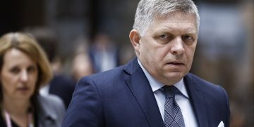 Primer ministro eslovaco Robert Fico sufrió atentado este miércoles. / Foto: Bloomberg.