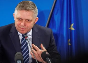 Robert Fico, primer ministro de Eslovaquia, se encuentra grave luego de ataque en su contra.