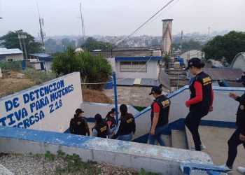 Localizan dinero, celulares, cuchillos entre otros durante requisa en prisión Santa Teresita