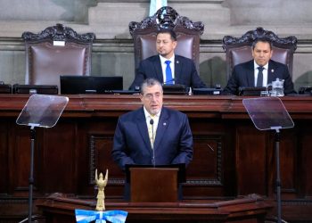 Sesión solemne en el Congreso de la República