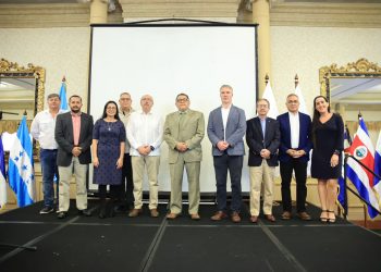 El MAGA lidera esfuerzos regionales contra el gusano barrenador