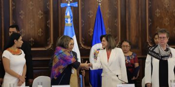 Karin Herrera encabezó el acto inaugural de la Primera Reunión de Autoridades y Expertas sobre Paridad en los Poderes Legislativo y Ejecutivo. /Foto: /Gilber García