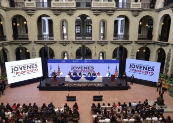 Lanzamiento oficial del programa Jóvenes con Propósito. /Foto: Gilber García.