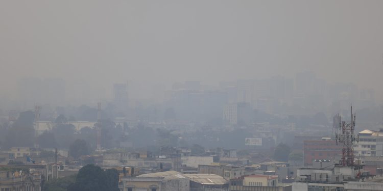 Contaminación del aire puede afectar las vías respiratorias. / Foto: Danilo Ramírez, DCA.