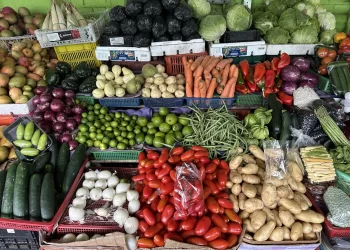 Más de 2 mil quetzales necesita cada persona al mes en el área urbana. / Foto: DCA.