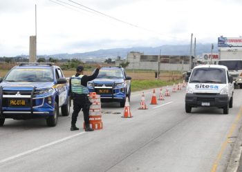 Recomendaciones de la PNC para un viaje seguro