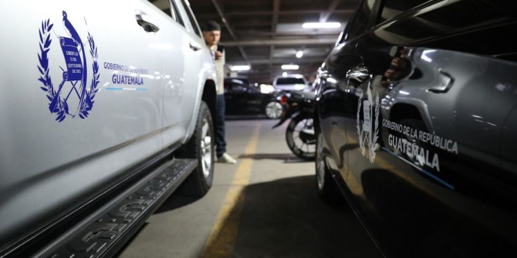 Rotulación de vehículos oficiales en cumplimiento del Código de Ética