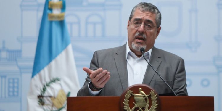 Guatemala busca que Belice se sume al Tren Maya para no dañar las selvas