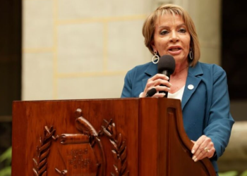 Presidente Bernardo Arévalo remueve de su cargo a la ministra de Comunicaciones