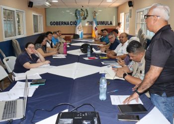 Codesan de Chiquimula analiza la situación actual de los servicios de agua potable en las comunidades