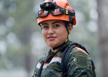 Luz Ramírez, una historia desde el frente de la batalla contra el fuego