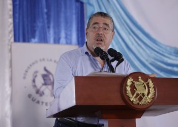 Presidente Bernardo Arévalo: “En un año remozaremos más de lo que el gobierno anterior hizo en toda su gestión”