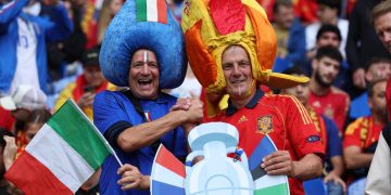 En imágenes | España vs. Italia, un partido lleno de color