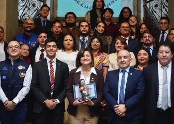 Vicepresidencia promueve la prevención sobre uso del cigarro electrónico en Quetzaltenango