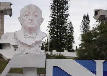 Busco de Asturias, en el Teatro Nacional de Guatemala / Foto: Gobierno de Guatemala.