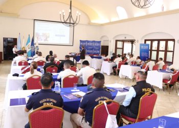 Concluye curso sobre migración y acción humanitaria