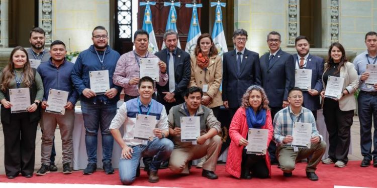 Ganadores del concurso de fotografía y material audiovisual Punto de vista 2024, de la Secretaría de Comunicación Social de la Presidencia.