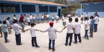 En el área rural el papel del maestro es decisivo. / Foto: Dickéns Zamora.