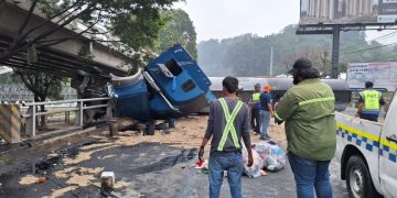 Accidente en la Villalobos causa alta carga vehícular. /Foto: Tránsito Villa Nueva.