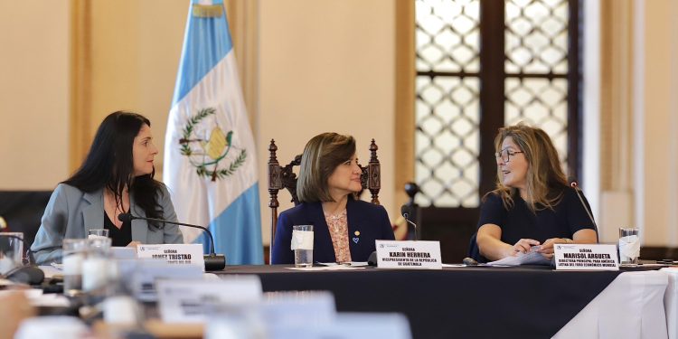 Vicepresidenta Herrera en la presentación de la iniciativa. / Foto: Vicepresidencia.