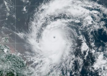 El huracán Beryl se encuentra este domingo en el área oriental del Caribe y se espera que llegue a la península de Yucatán el próximo viernes.