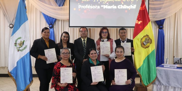 San Marcos: Entregan Galardón Departamental del Magisterio