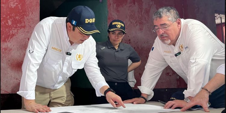 Presidente supervisa avances de los trabajos en la Cárcel el "Infiernito"