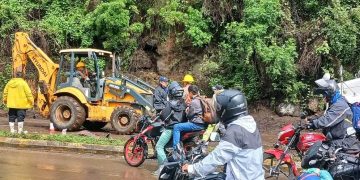 Autoridades agilizan las acciones de limpieza en distintas rutas afectadas por incidentes