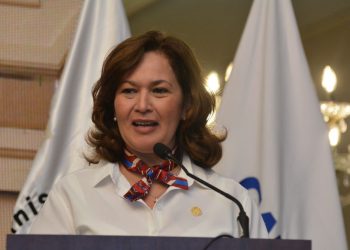 La ministra de Salud, Sandra Aparicio, durante la presentación del Sistema de Datos de Salud y de la Sala Situacional de Nutrición.