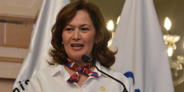 La ministra de Salud, Sandra Aparicio, durante la presentación del Sistema de Datos de Salud y de la Sala Situacional de Nutrición.