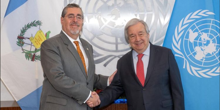 Mandatario Bernardo Arévalo se reunió con secretario general de la ONU