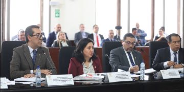 Ministro de Finanzas Públicas en el Congreso de la República.