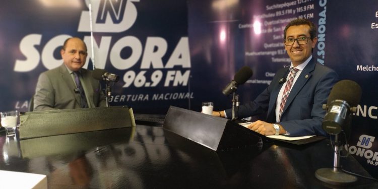 Ministro de Finanzas en entrevista