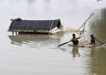 Monzón se abate sobre la India luego de sofocantes temperaturas. / Foto: EFEverde.